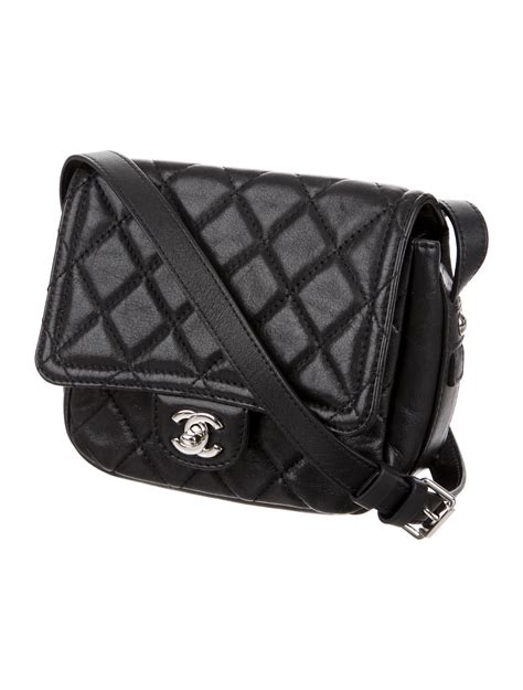 chanel messenger bags